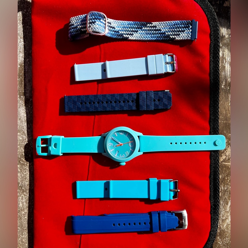Movado ESQ One blue